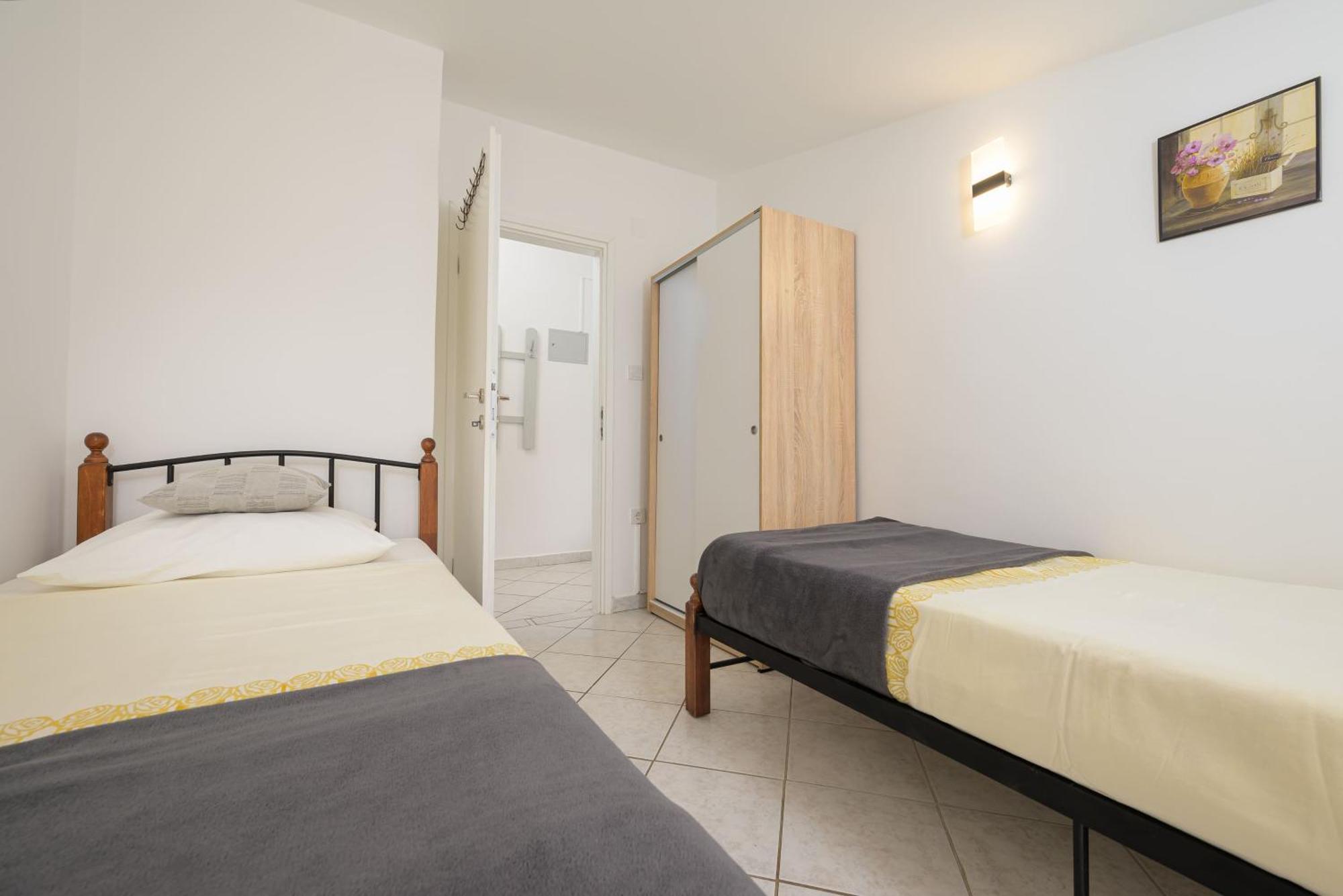Apartments Silvana 74 Пула Экстерьер фото