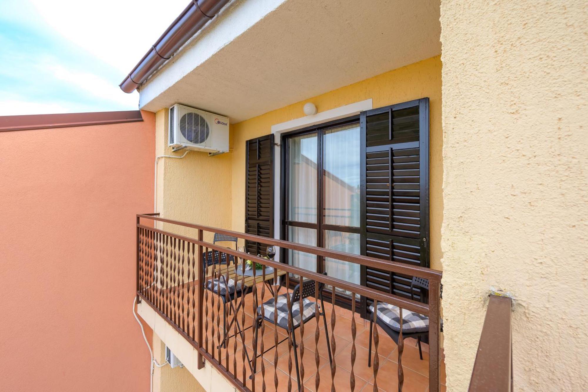Apartments Silvana 74 Пула Экстерьер фото