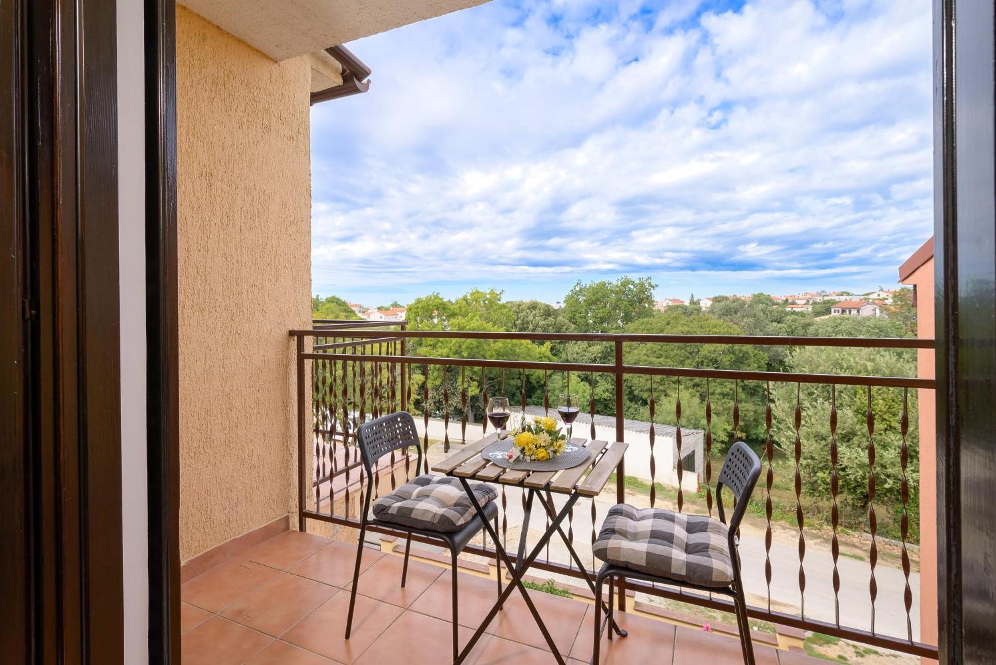 Apartments Silvana 74 Пула Экстерьер фото