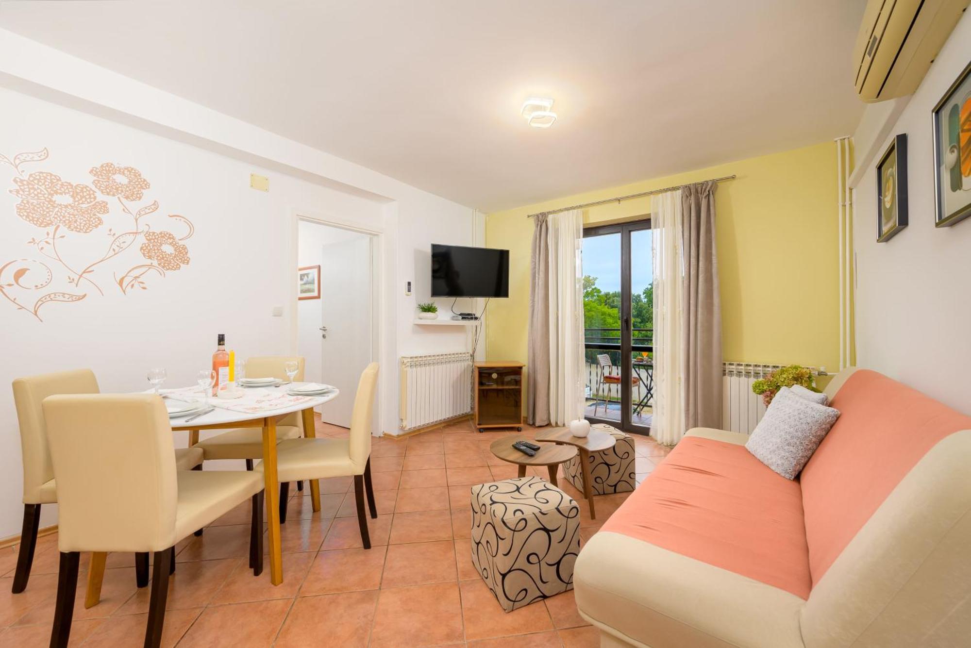 Apartments Silvana 74 Пула Экстерьер фото