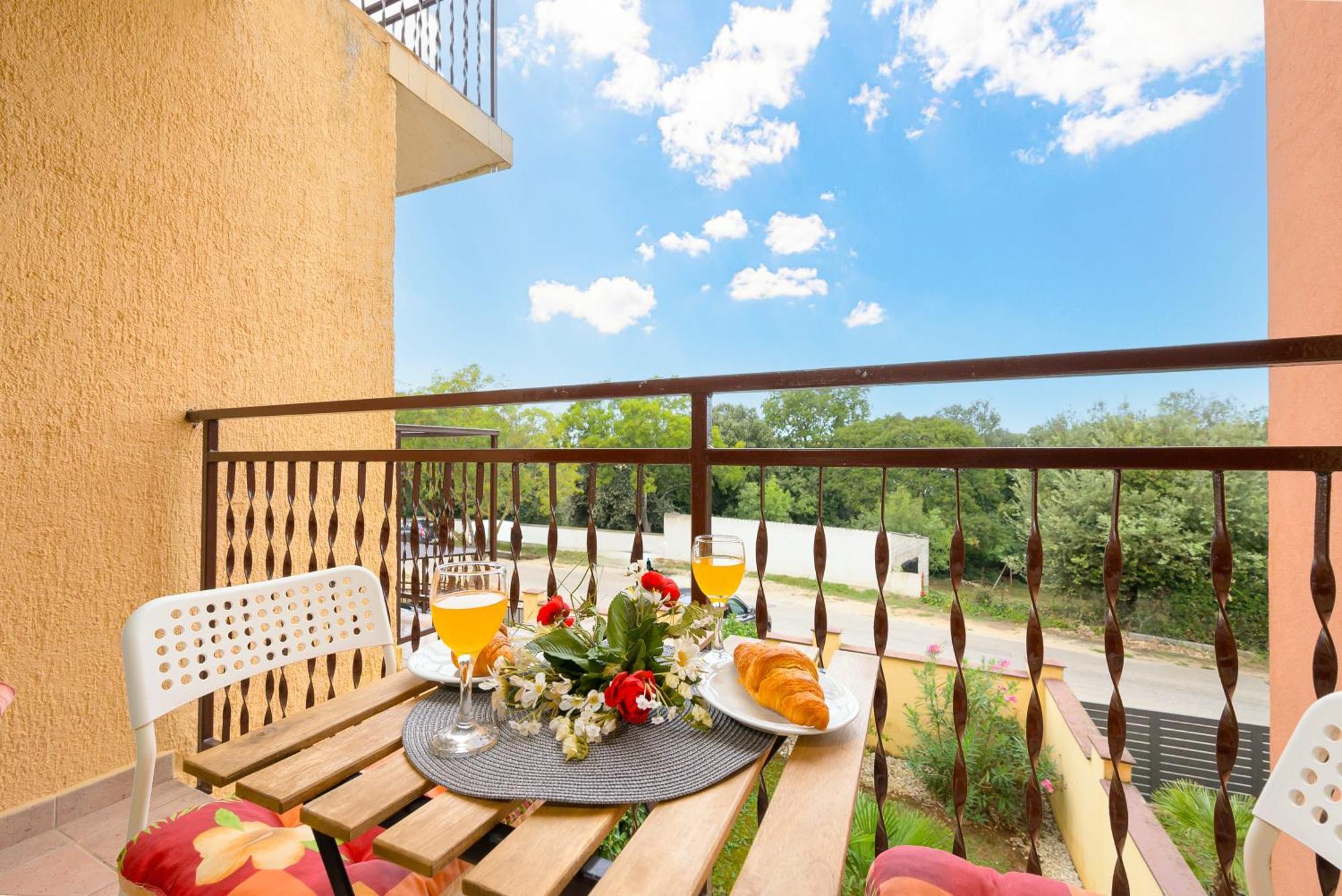 Apartments Silvana 74 Пула Экстерьер фото