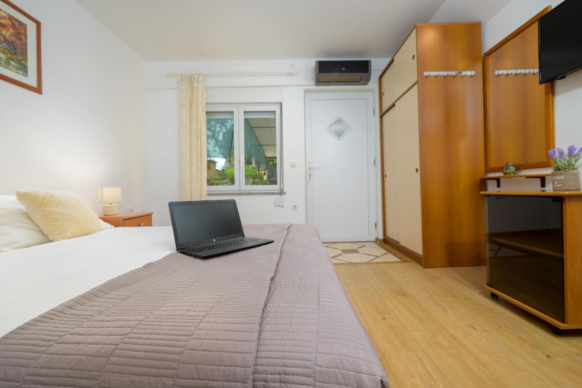 Apartments Silvana 74 Пула Экстерьер фото